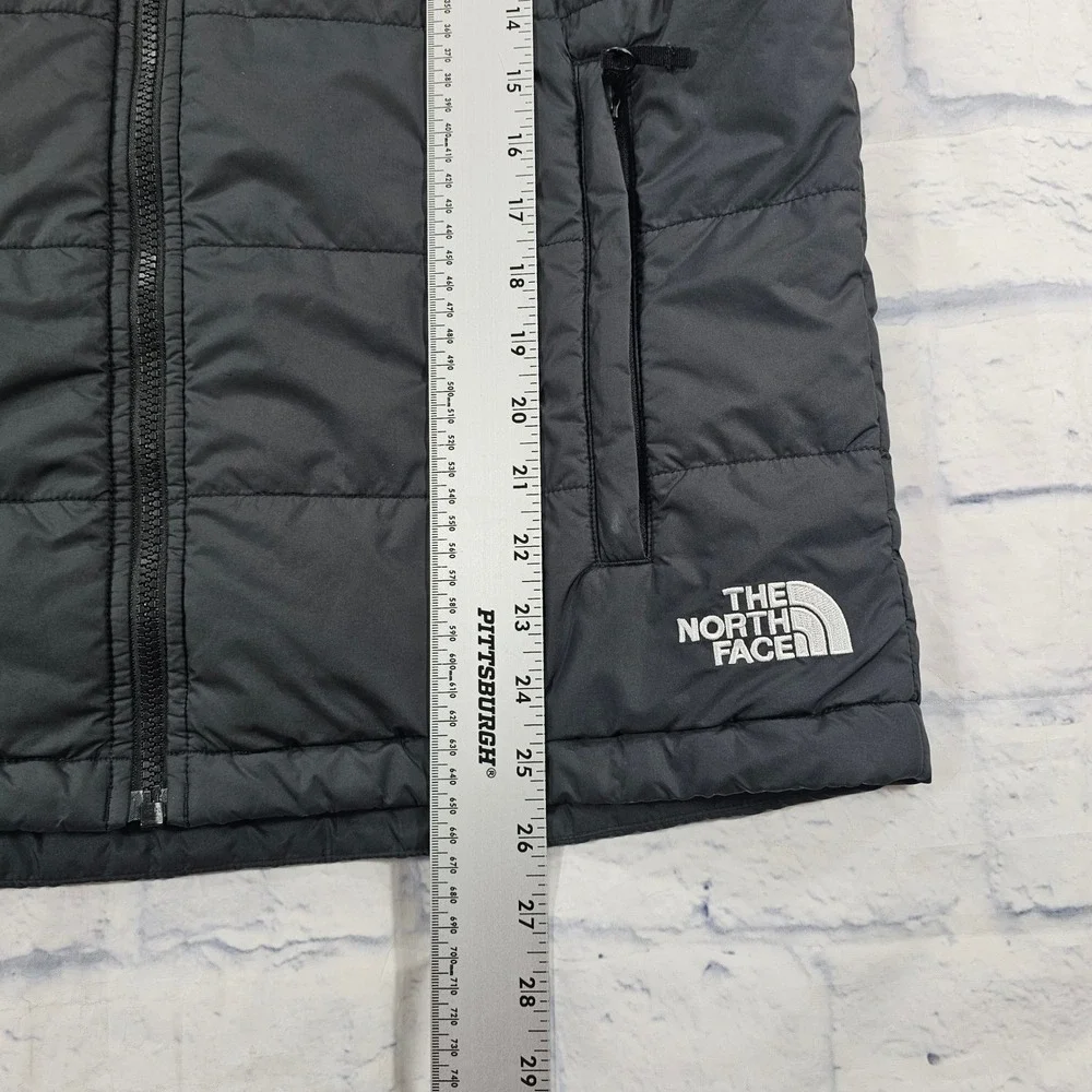 The North Face Puffer Vest MENS M Black Quilted Full Zip Outdoor Gorpcore Logo